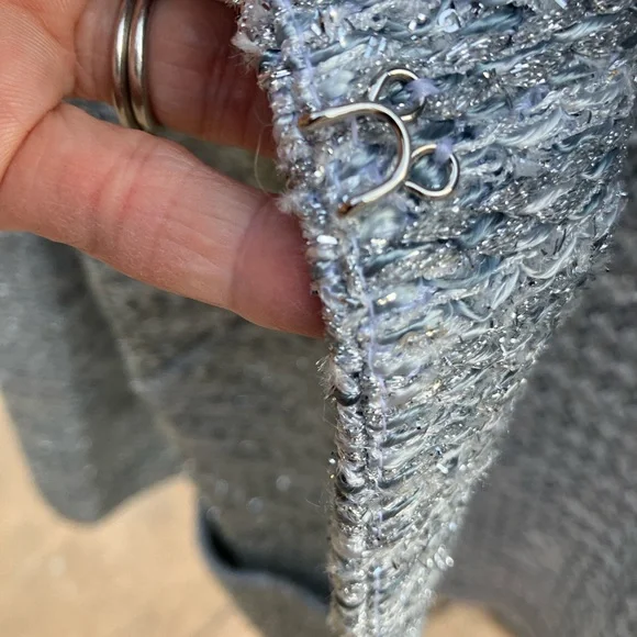 St. John Stunning Silver Jacket, front pockets and hook/eye closures - Picture 8 of 11
